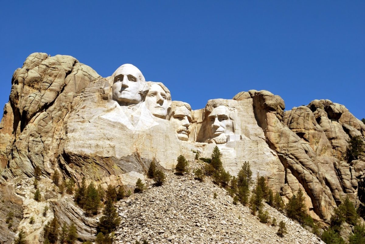 mount rushmore on a sunny day
