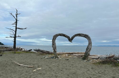 Kin Beach provincial park